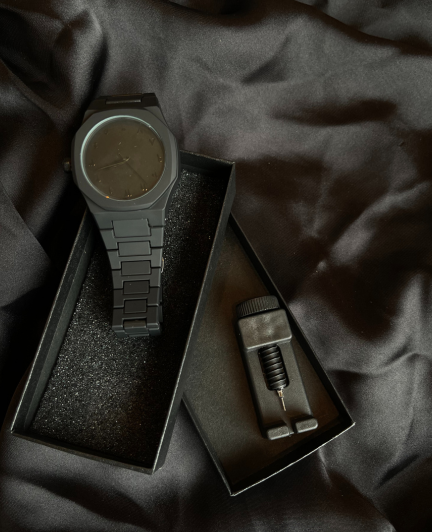 Arabic Aura Watch with strap adjuster