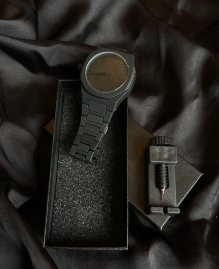 Arabic Aura Watch with strap adjuster